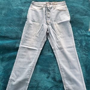 Stone washed jeans